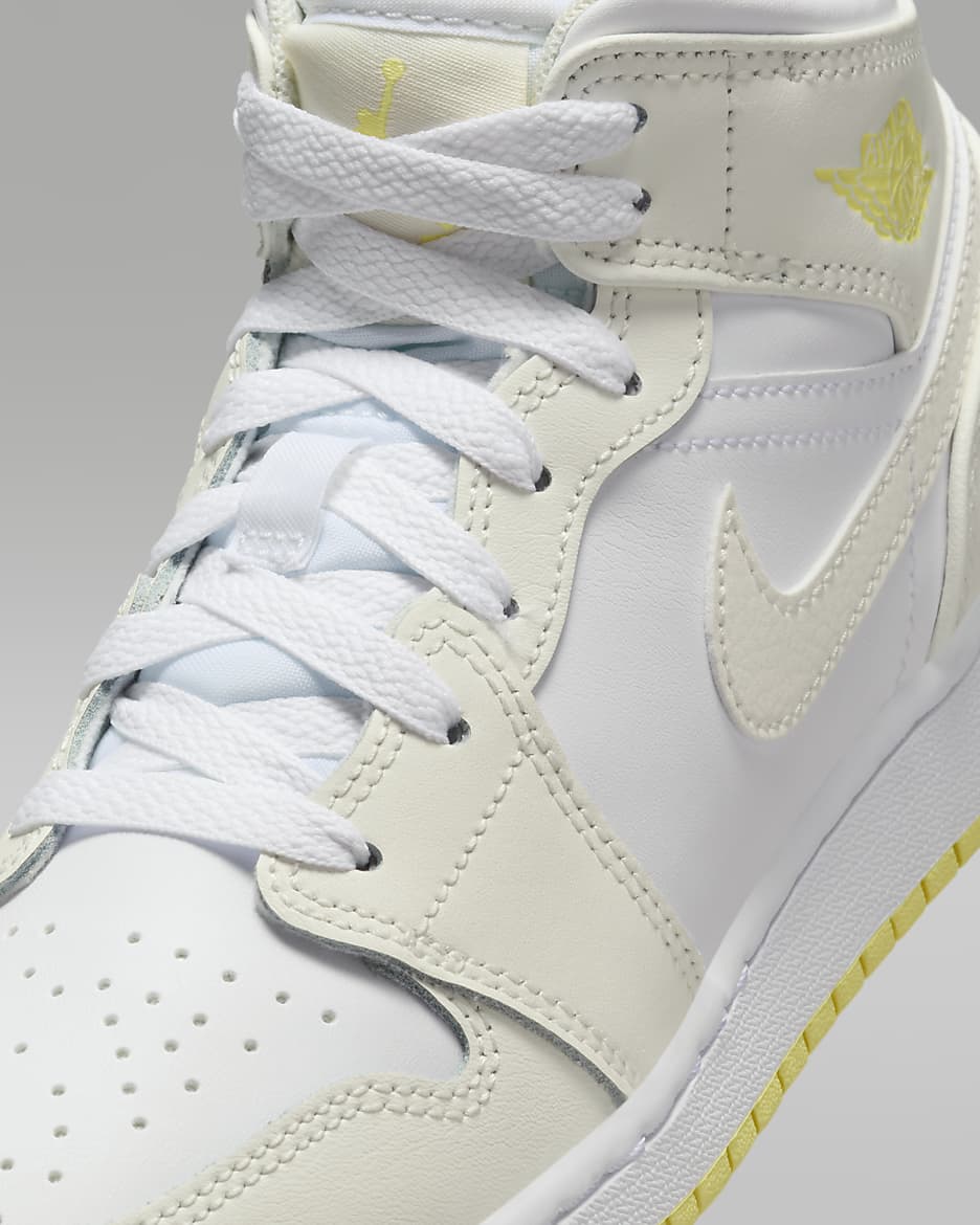 Air Jordan 1 Mid Big Kids Shoes